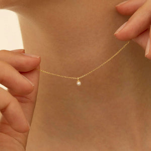 ALISIA Gold Pearl Pendant Necklace - Almeria Necklace - Zabecca Living