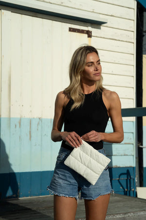 BASE Flat Base - Ecru HANDBAG - Zabecca Living