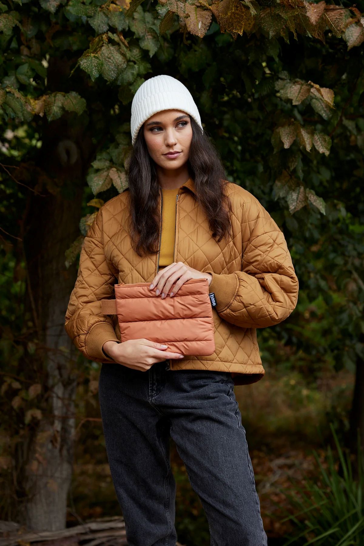BASE Flat Base - Toffee HANDBAG - Zabecca Living