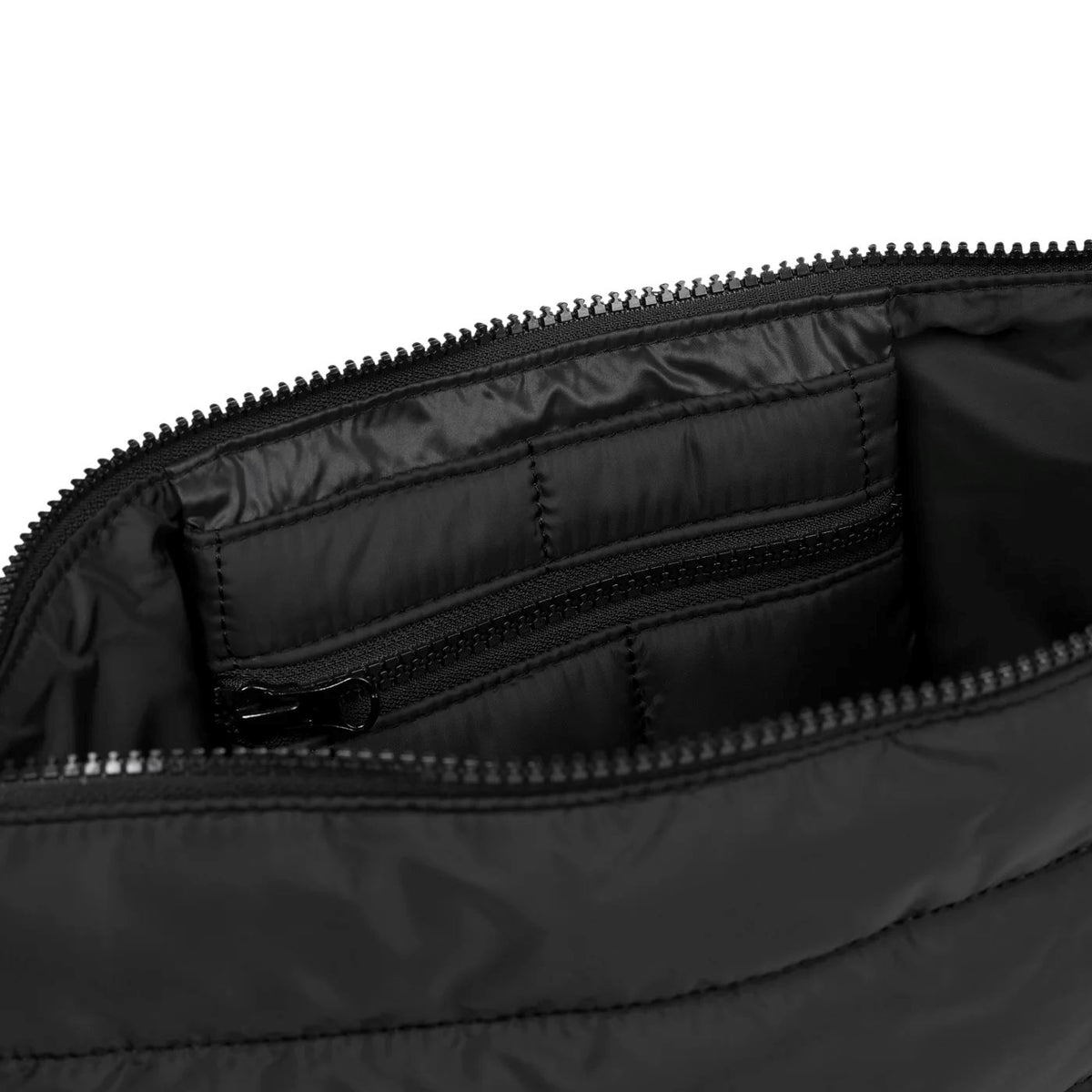 BASE Stash Base Large - Black toiletry bag - Zabecca Living