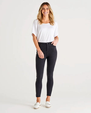 BETTY BASICS Betty Essential Jeans - Black JEANS - Zabecca Living