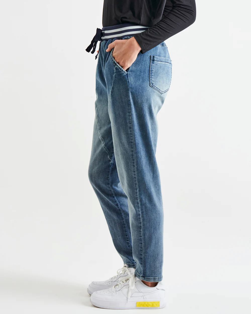 BETTY BASICS Dakota Denim Jogger Jean - Azure Blue JOGGER - Zabecca Living