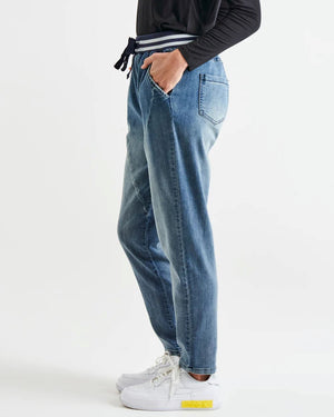 BETTY BASICS Dakota Denim Jogger Jean - Azure Blue JOGGER - Zabecca Living