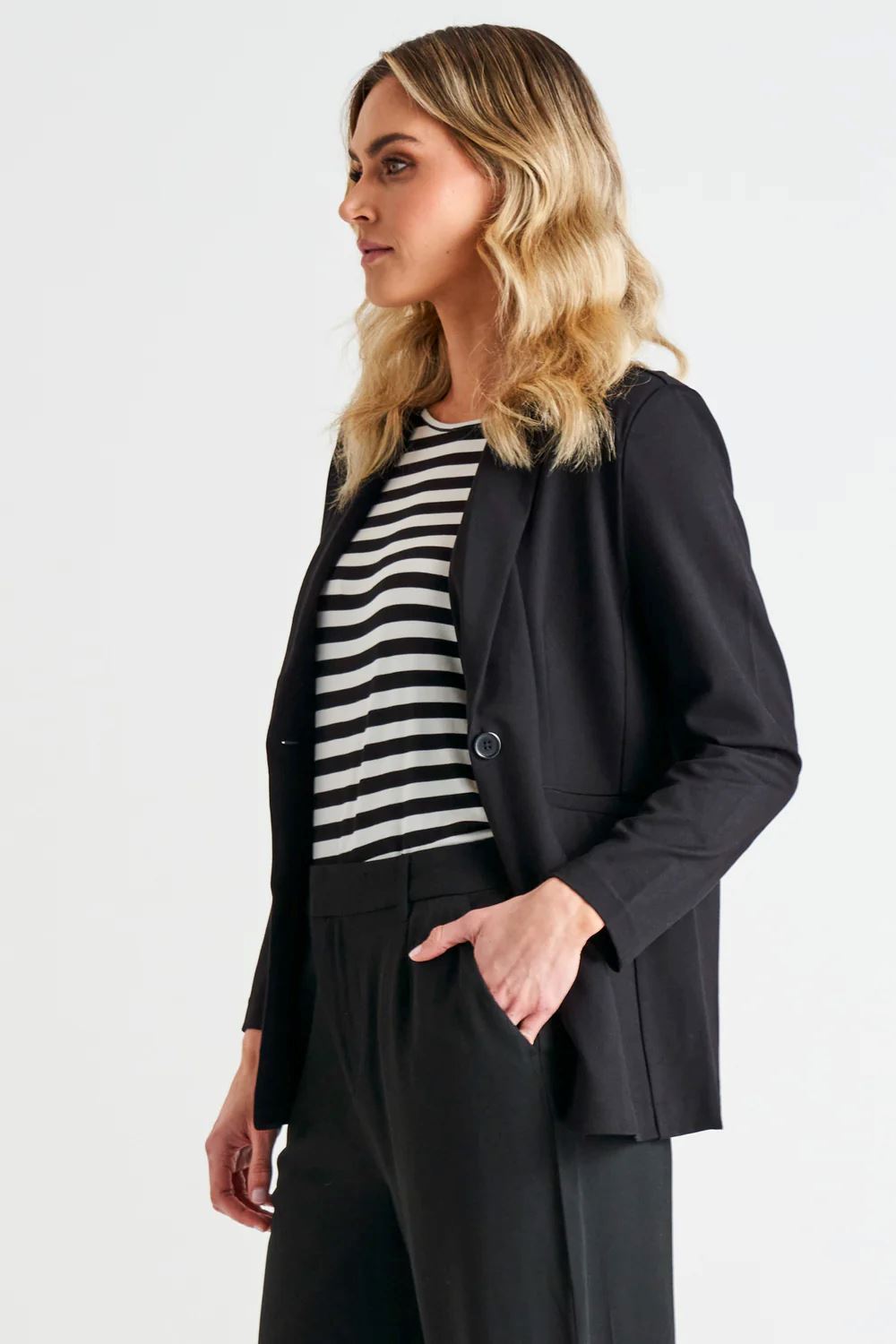 BETTY BASICS Portsea Blazer - Black Jacket - Zabecca Living