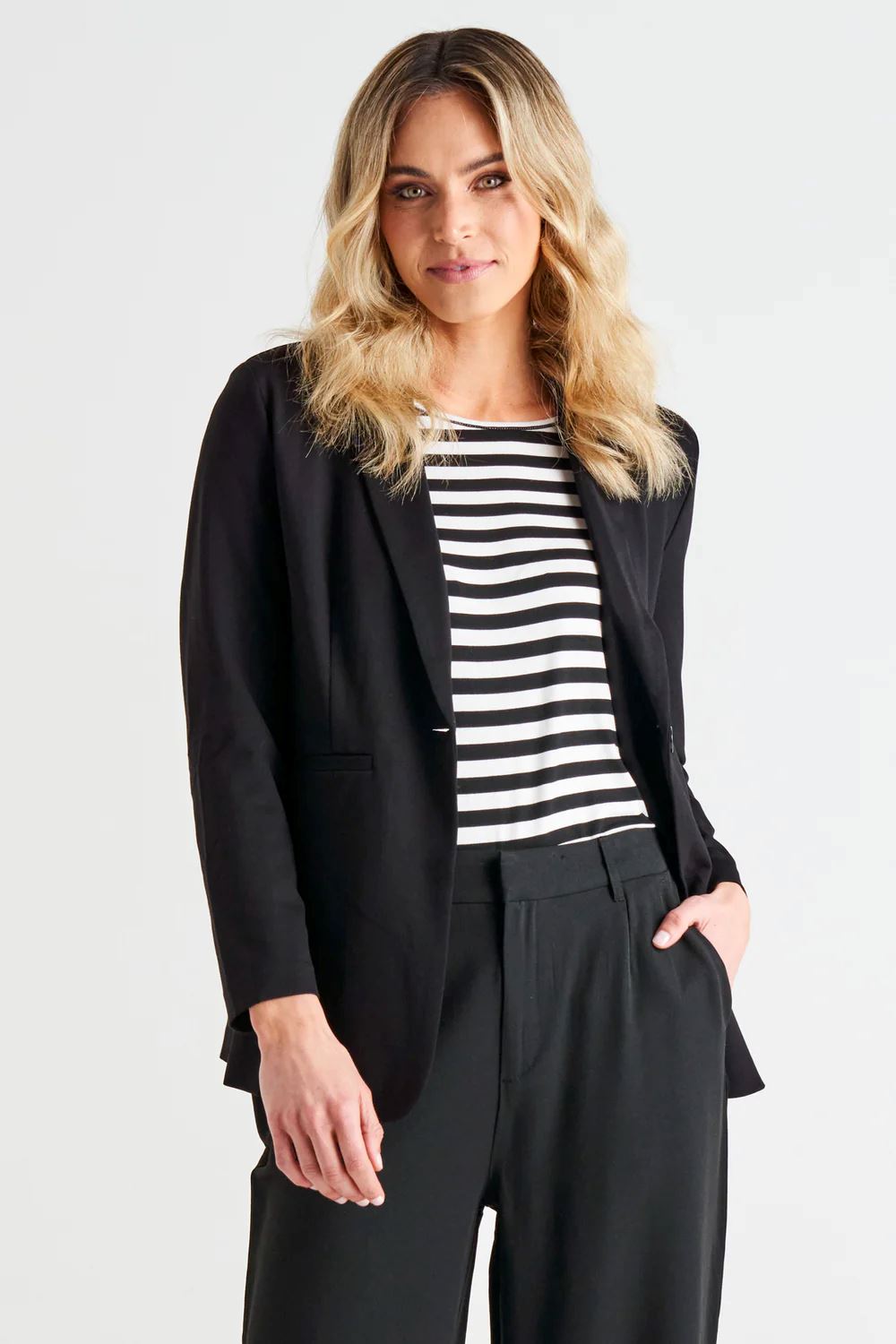 BETTY BASICS Portsea Blazer - Black Jacket - Zabecca Living
