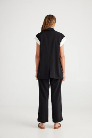 BRAVE AND TRUE Moma Vest - Black vest - Zabecca Living