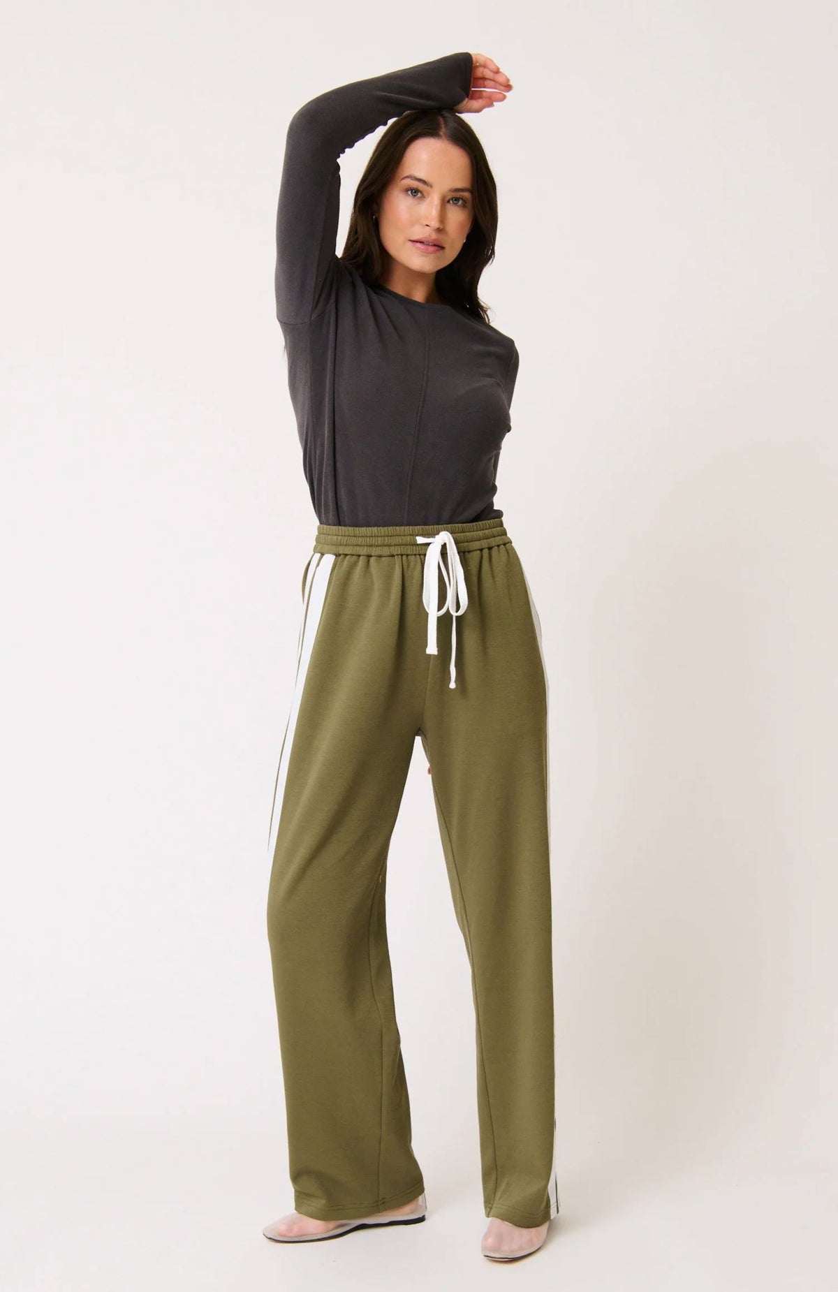 CARTEL & WILLOW Adeline Pant - Khaki JOGGER - Zabecca Living