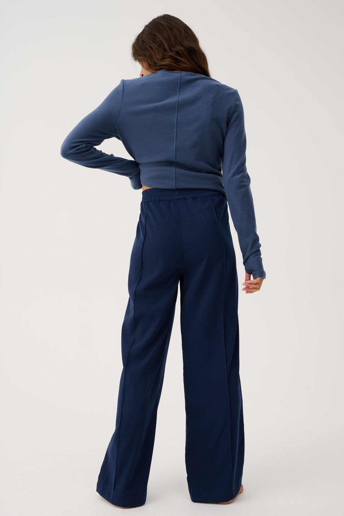 CARTEL & WILLOW Aspyn Top - Slate Long Sleeve Tee - Zabecca Living