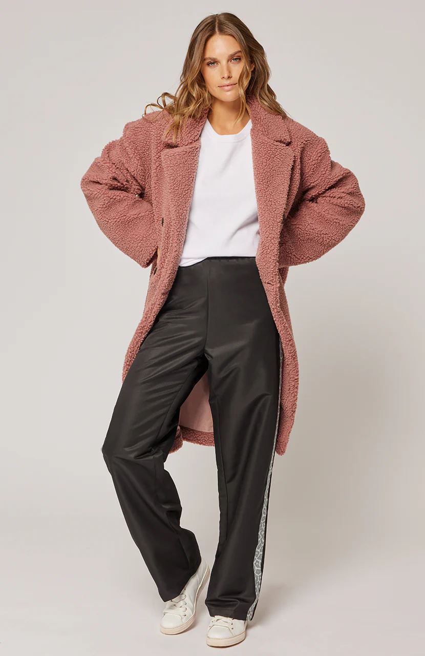 CARTEL & WILLOW Bonnie Coat - Berry Coat - Zabecca Living