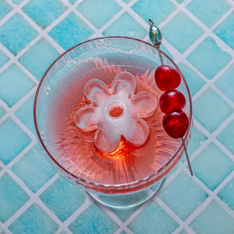 DRINK PLINKS Retro Daisy Ice Cube Tray - Pink DRINKWARE - Zabecca Living