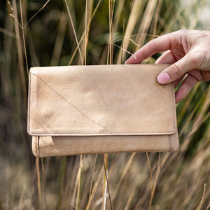 DUSKY ROBIN Sirena Purse - Sand WALLET - Zabecca Living