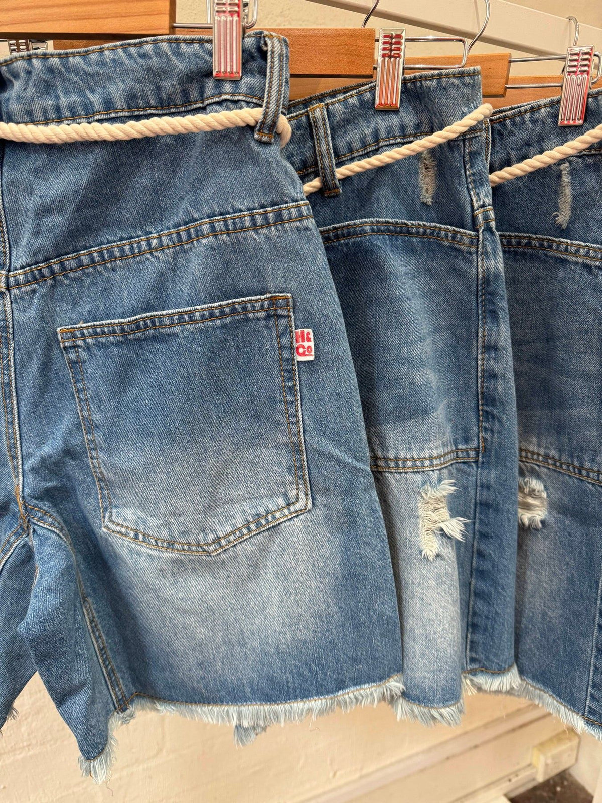 HAMMILL & CO Carpenter Short - Frayed Denim SHORTS - Zabecca Living