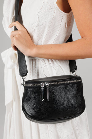 HOLIDAY Kensington Pouch Bag - Black HANDBAG - Zabecca Living