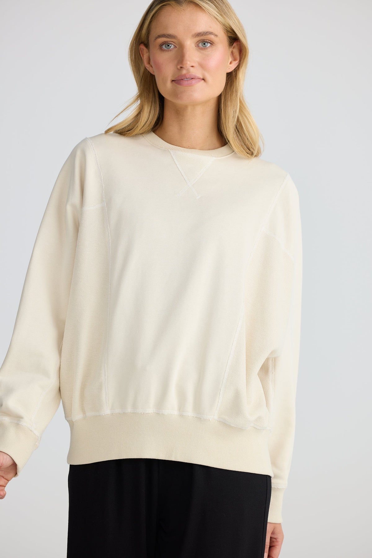 HOMELOVE Composure Sweatshirt - Oatmeal SWEATER - Zabecca Living