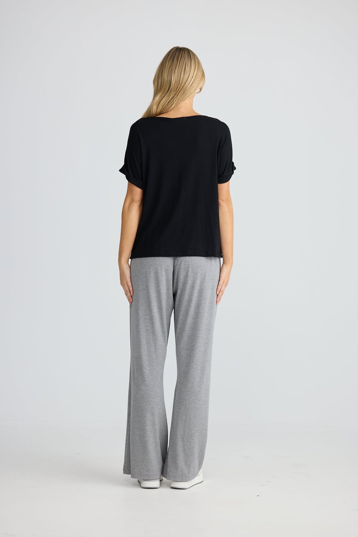 HOMELOVE Rapture Tee - Black Tee - Zabecca Living