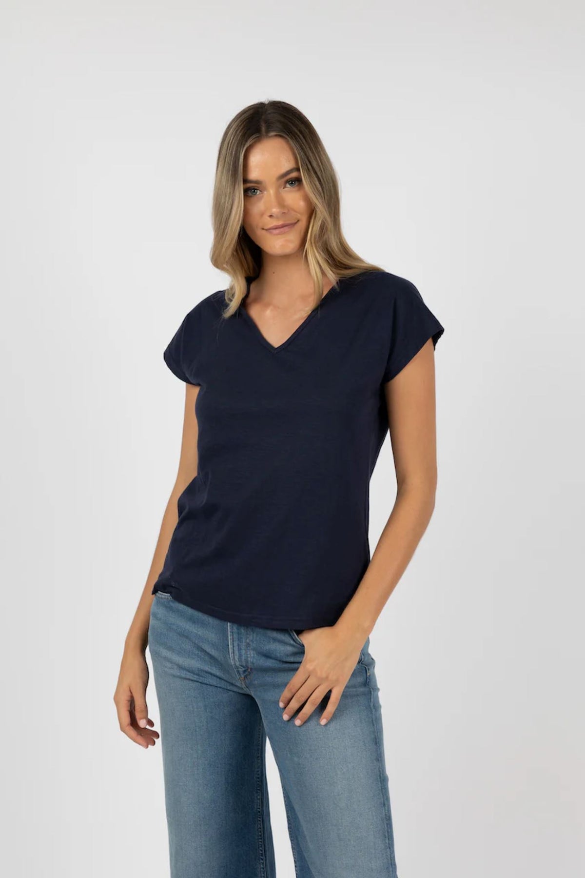 HUMIDITY LIFESTYLE Must Have V-Neck Tee - Navy Tee - Zabecca Living