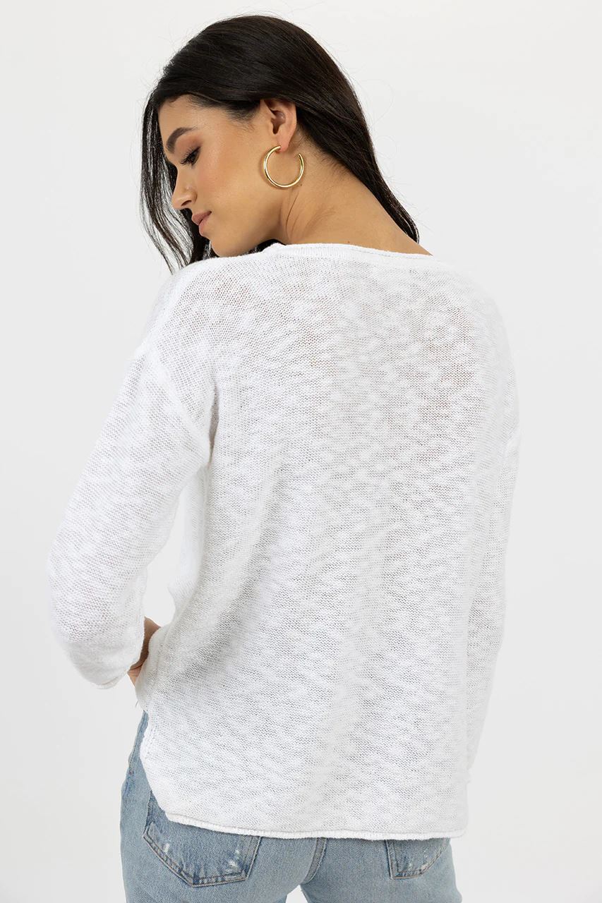 HUMIDITY LIFESTYLE Sofia Sweater - White Top - Zabecca Living