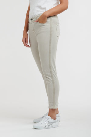ITALIAN STAR Chain Jeans - Beige JEANS - Zabecca Living