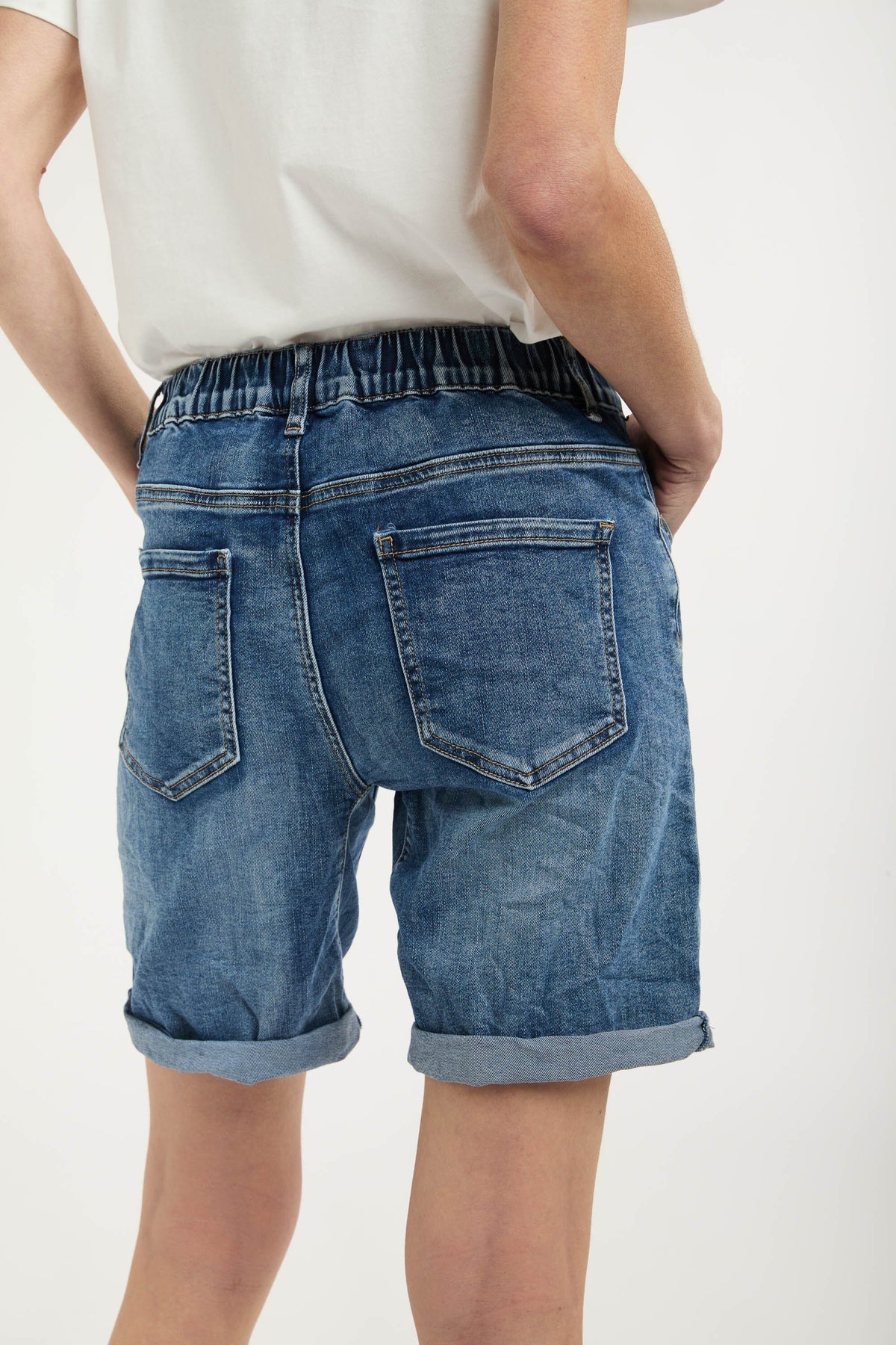 ITALIAN STAR Emma Shorts - White SHORTS - Zabecca Living