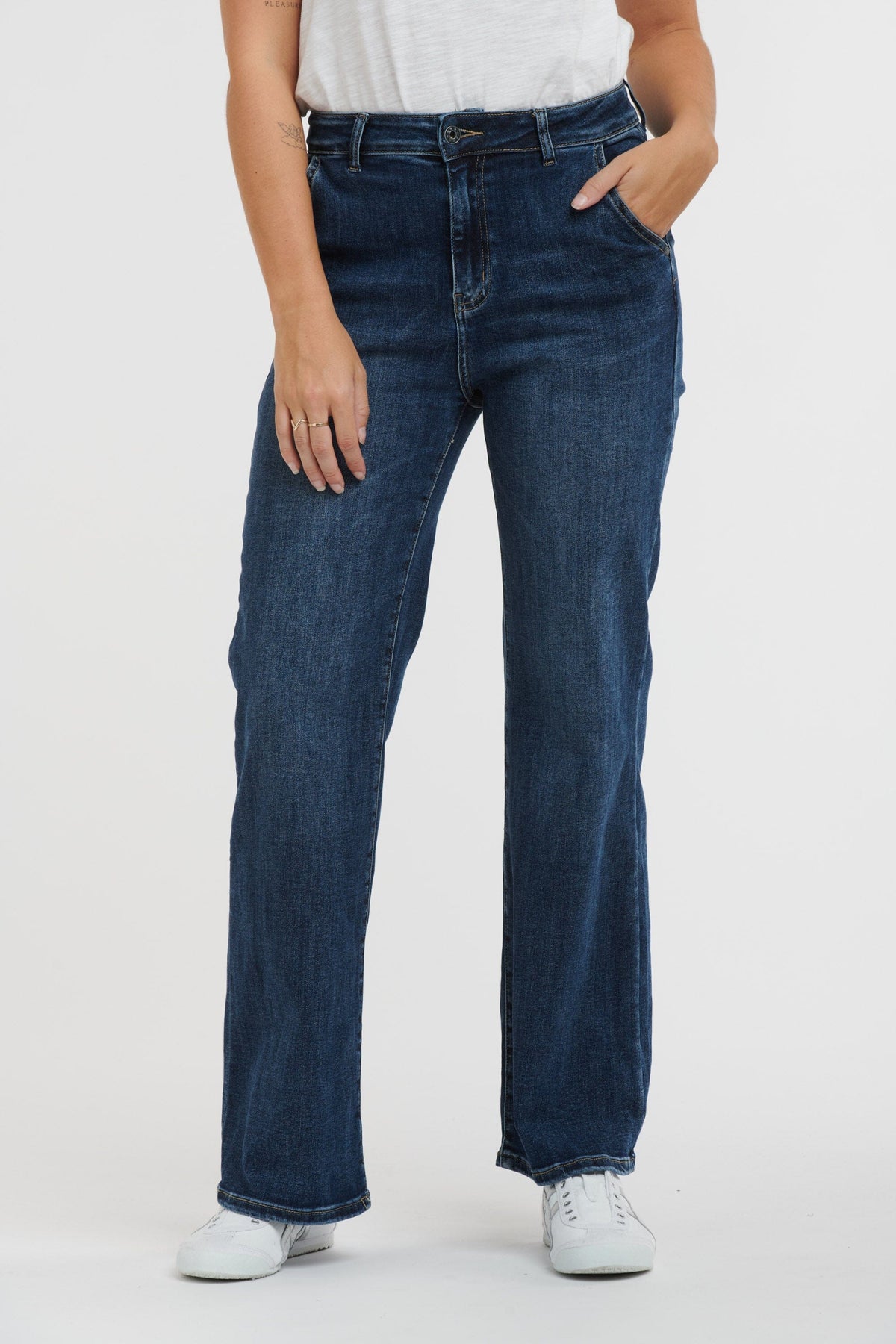 ITALIAN STAR Shirley Jeans - Denim JEANS - Zabecca Living