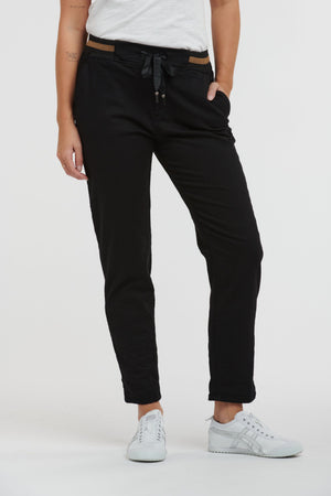 ITALIAN STAR Tommy Jean - Black JEANS - Zabecca Living