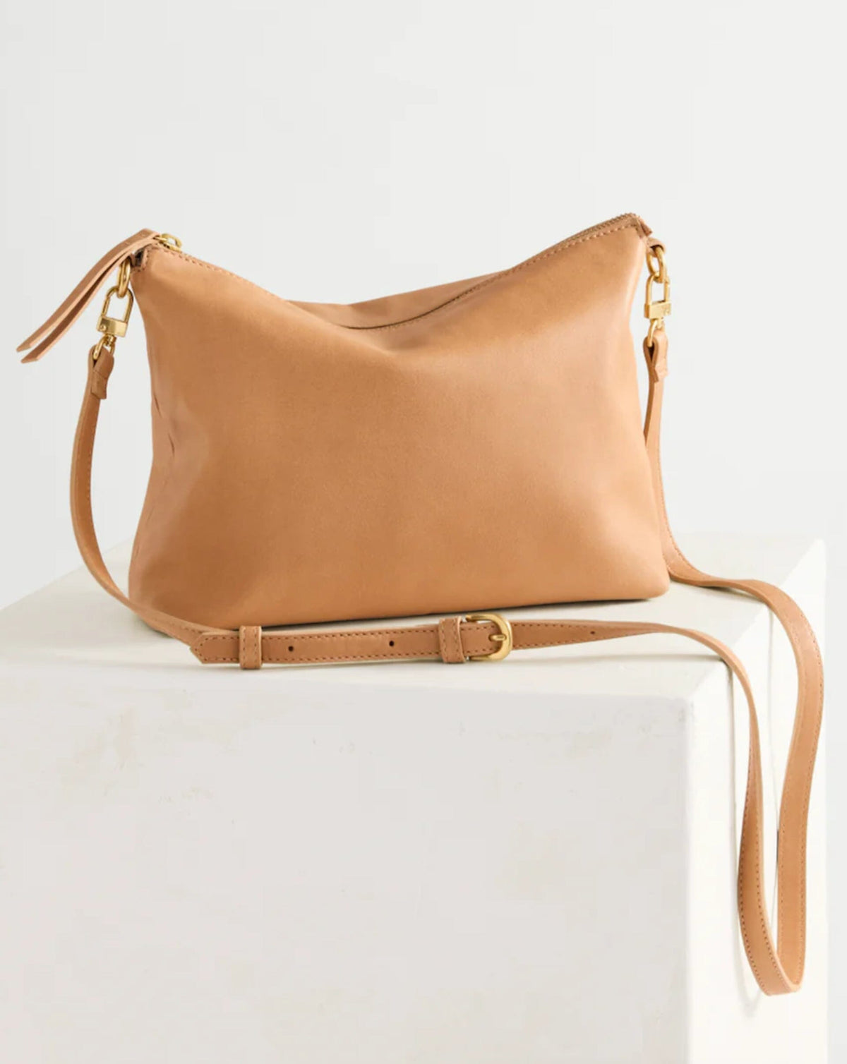 JUJU & CO Augusta Crossbody - Tan HANDBAG - Zabecca Living
