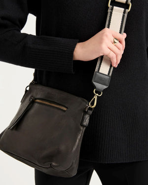 JUJU & CO Large Essential Pouch Bag - Black HANDBAG - Zabecca Living