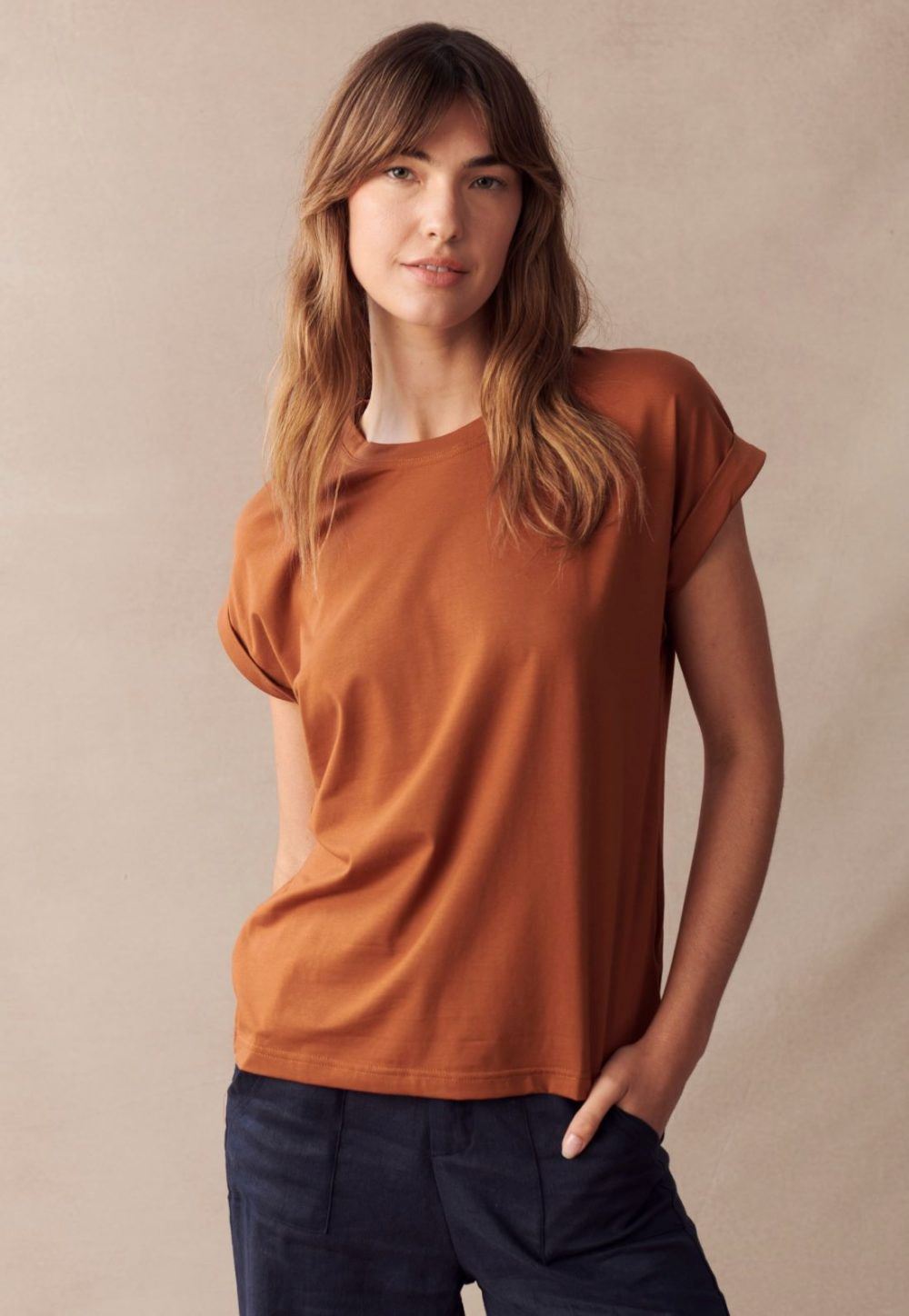 LITTLE LIES Rhodes Tee - Rust Tee - Zabecca Living