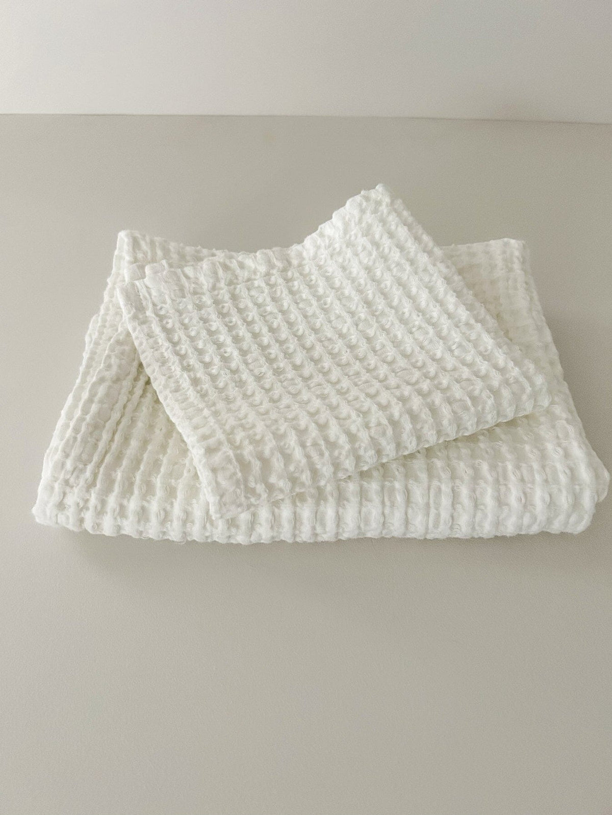 MAMA AND TOCHTER 100% Organic Cotton Rustic Waffle Face Cloth - White - Zabecca Living