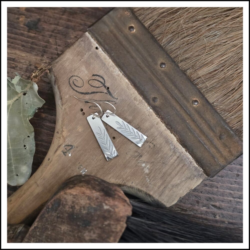 PAIRD Refurl Standard Earwires Earrings - Zabecca Living