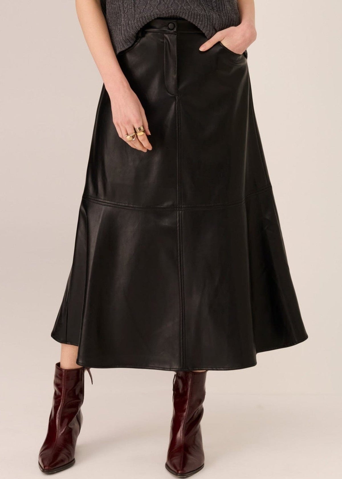 POL Hugo Skirt - Black Skirt - Zabecca Living
