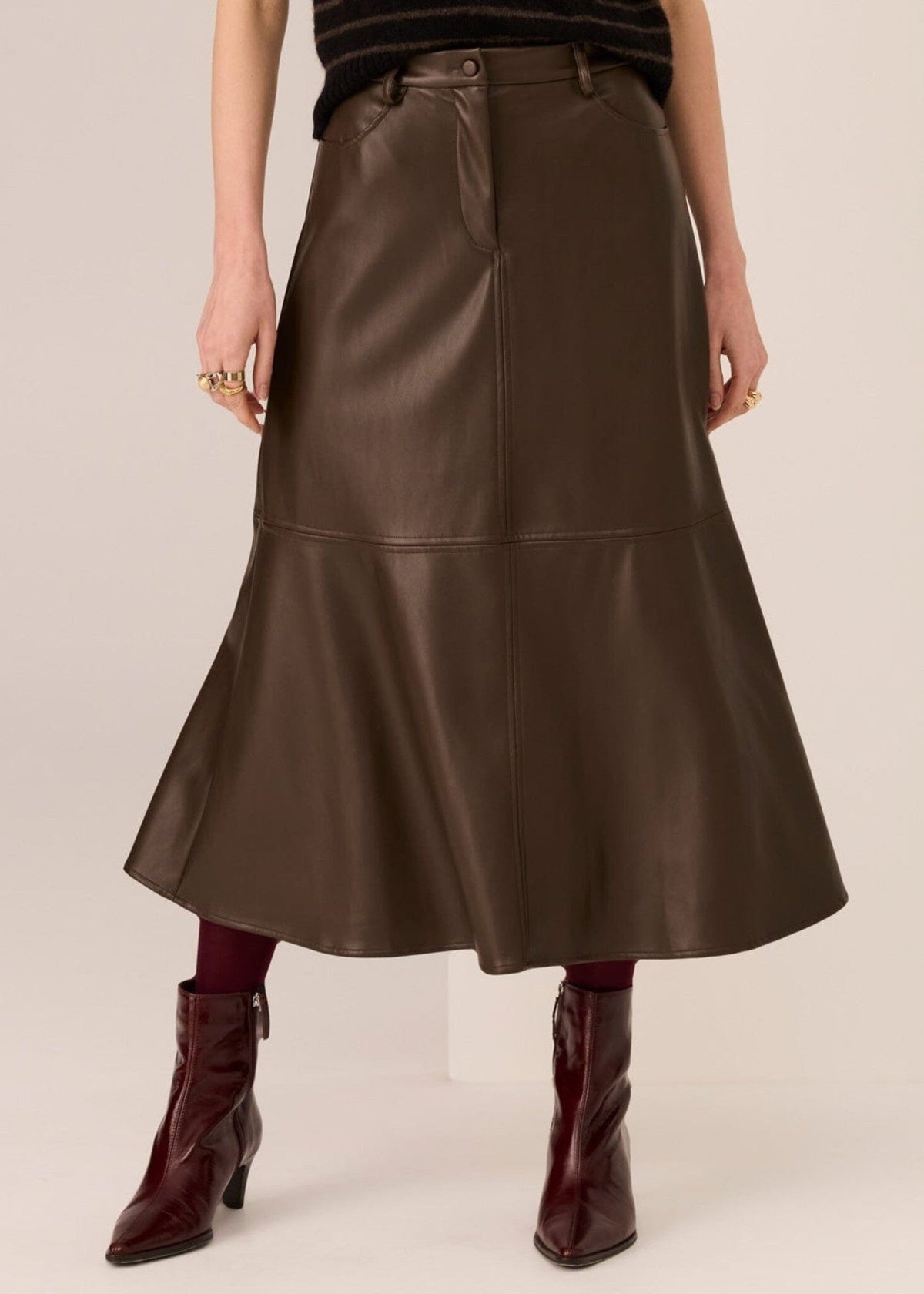 POL Hugo Skirt - Choc Skirt - Zabecca Living