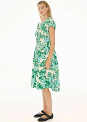 POL Jaine Tucked Dress - Static Floral Dress - Zabecca Living
