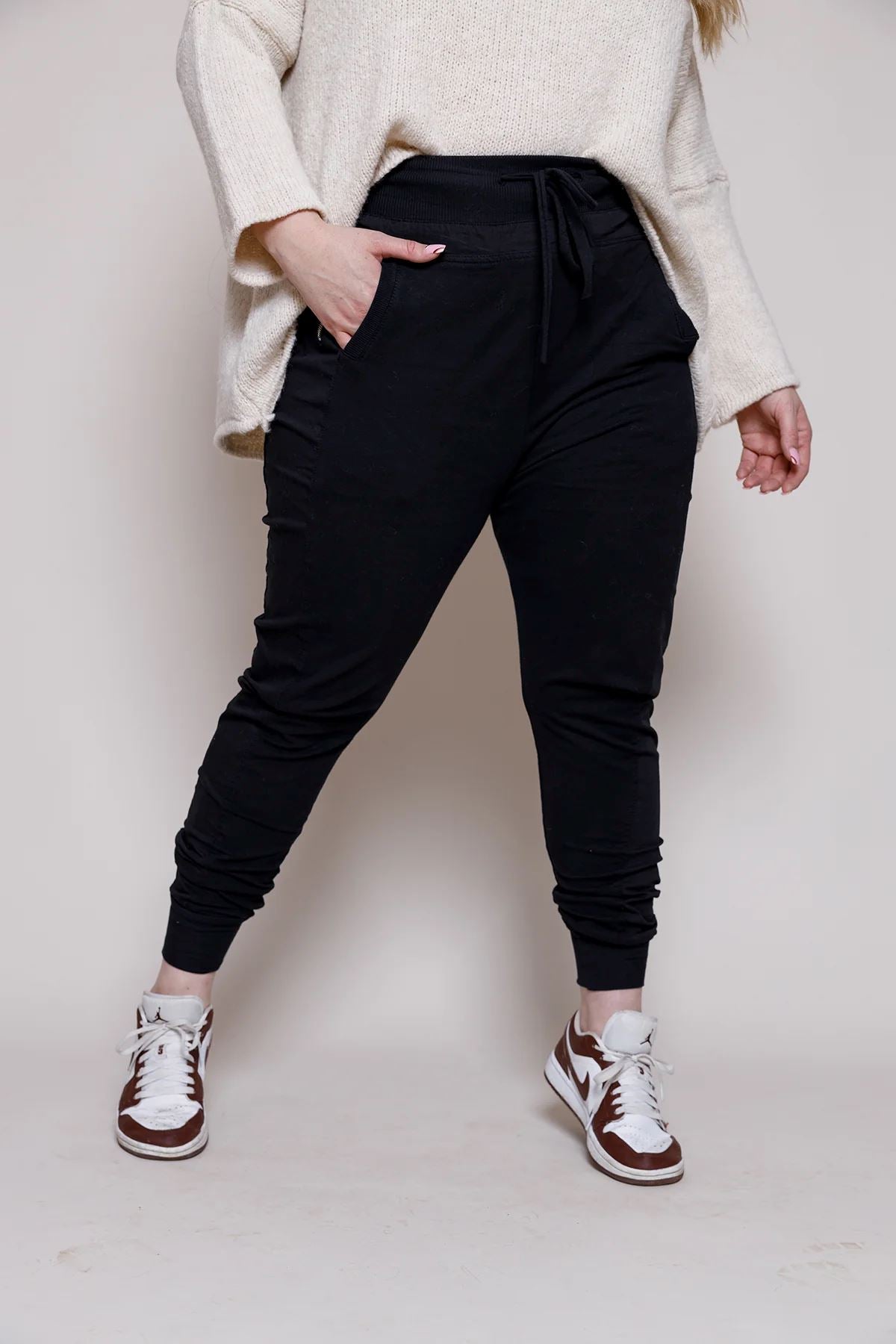 SUZY D LONDON Ultimate Curve Joggers - Black JOGGER - Zabecca Living