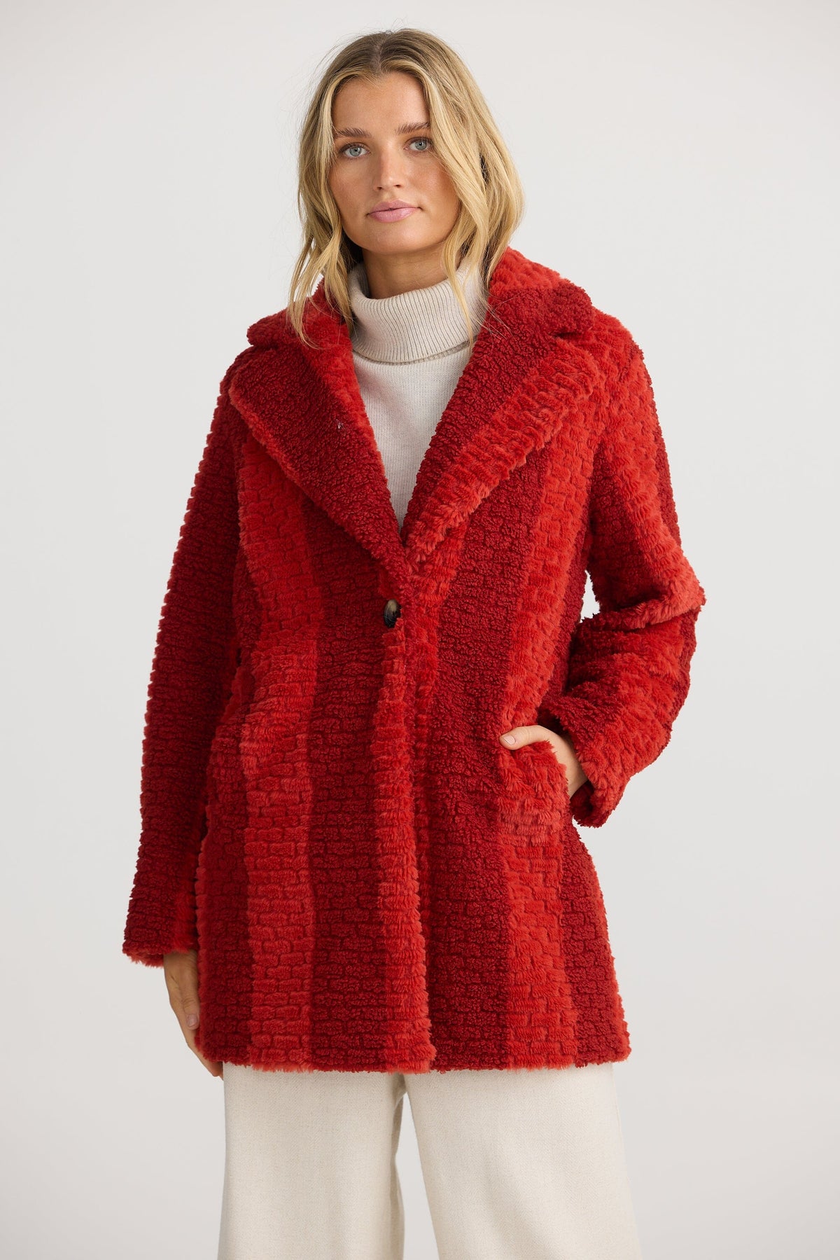 THE SHANTY CORPORATION Cadiz Jacket - Red Jacket - Zabecca Living
