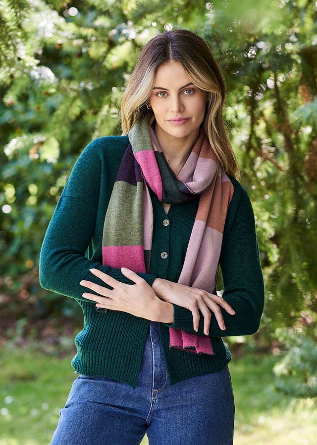 UIMI Frankie Patchwork Merino Scarf - Raspberry scarf - Zabecca Living