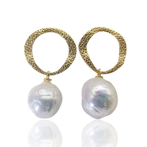 YiSu DESIGN In the Loop Earrings Earrings - Zabecca Living