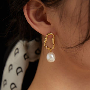 YiSu DESIGN Linked Gem Earrings - Gold Earrings - Zabecca Living