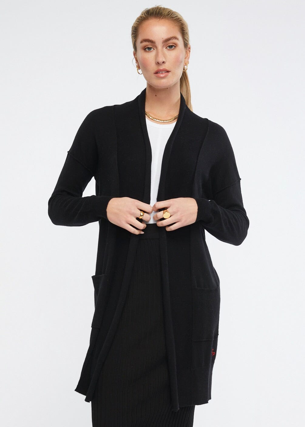 ZAKET & PLOVER Essential Cardi - Black CARDIGAN - Zabecca Living