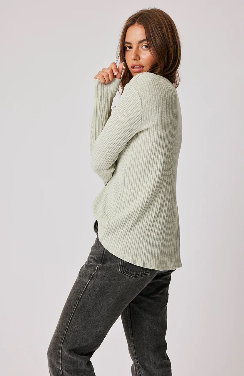 CARTEL & WILLOW Lola Long Sleeve Top - Mint Knit Long Sleeve Tee - Zabecca Living
