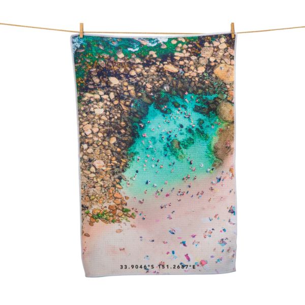 DESTINATION LABEL Tea Towel - Bogey Gathering TEA TOWEL - Zabecca Living