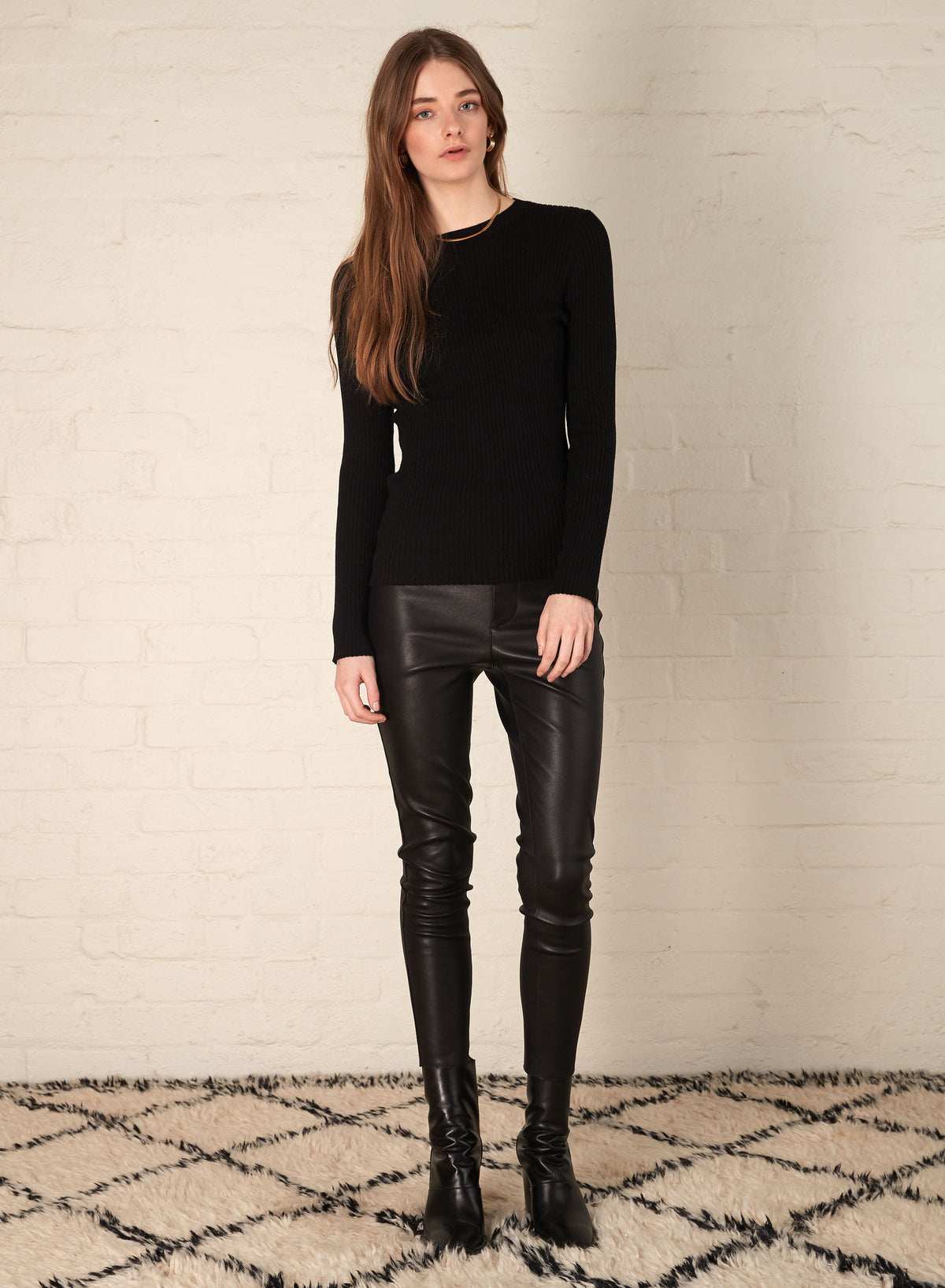 ESMAEE Amie Sweater - Black Jumpers + Knitwear - Zabecca Living