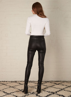 ESMAEE Amie Sweater - White Jumpers + Knitwear - Zabecca Living