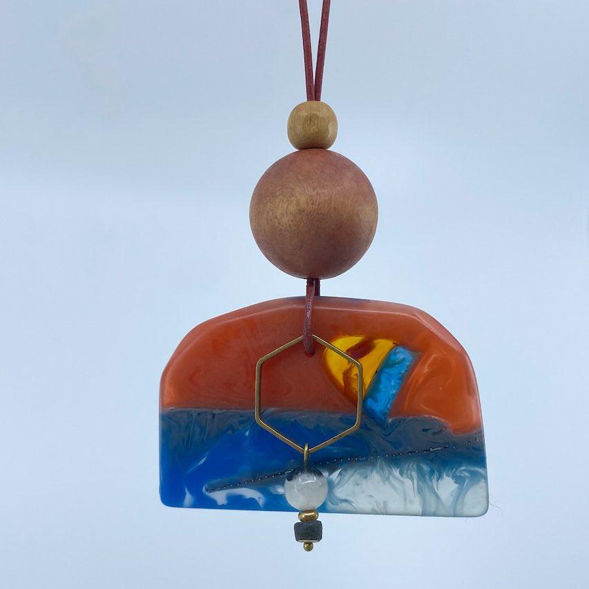 FARBE DESIGN Series 1 Resin Cluster Geometric Timber Necklace - Orange/Blue Necklace - Zabecca Living