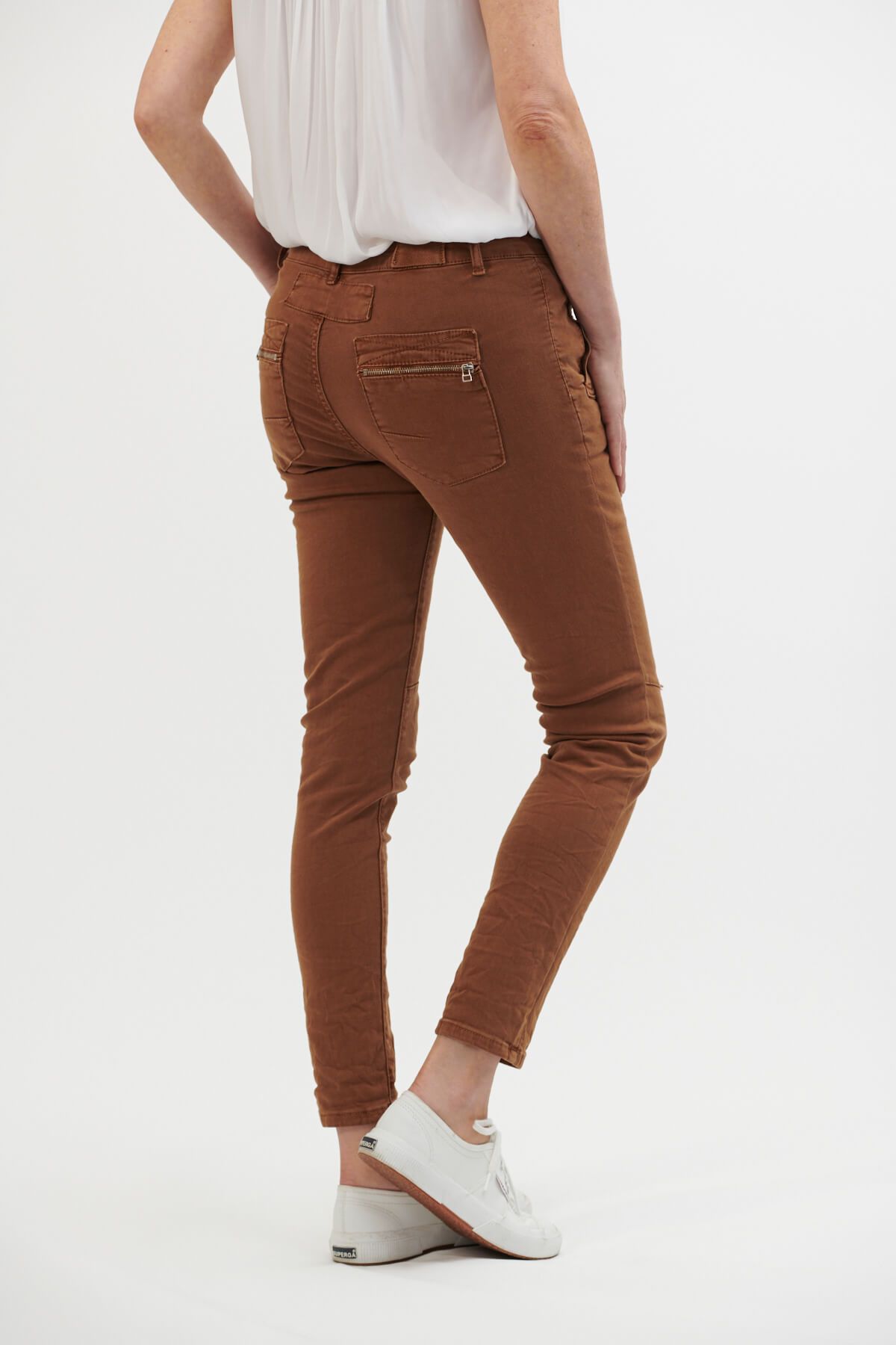 ITALIAN STAR Button Jeans - Rust Jeans - Zabecca Living