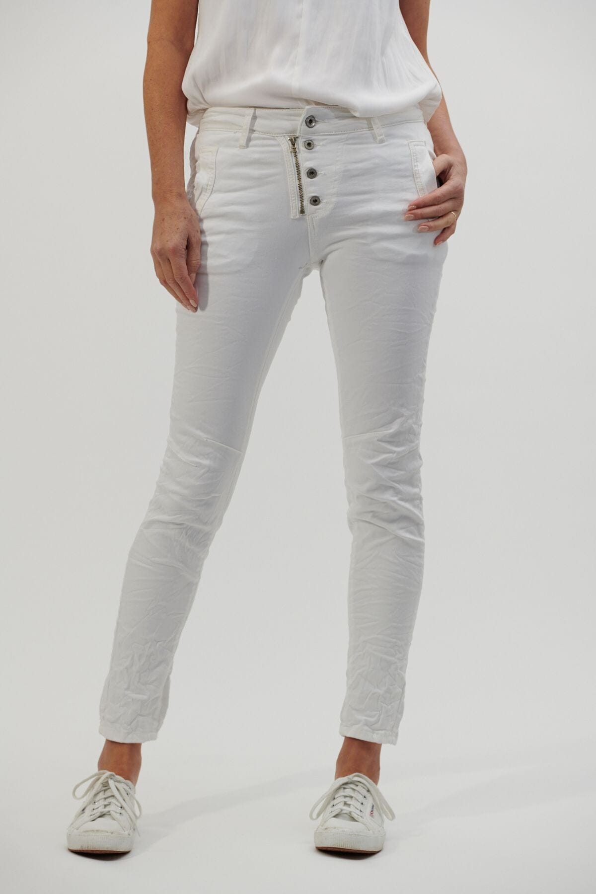ITALIAN STAR Button Jeans - White JEANS - Zabecca Living