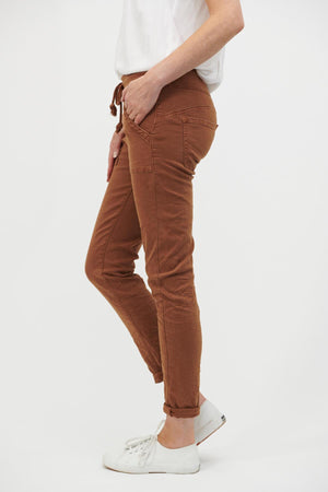 ITALIAN STAR Classic Drill Jogger - Rust PANTS - Zabecca Living