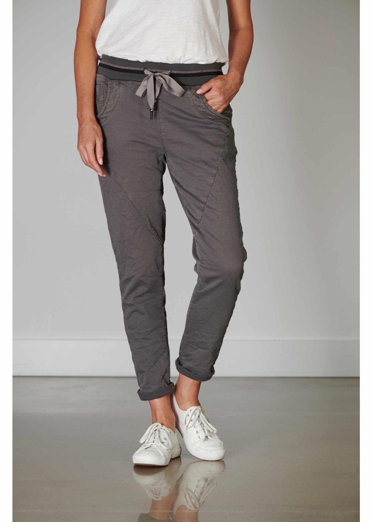 ITALIAN STAR Ralph Jogger Jeans - Coal JEANS - Zabecca Living