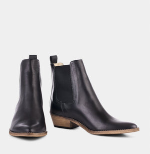 IVYLEE COPENHAGEN Stella Anilin - Black with Antique Sole FOOTWEAR - Zabecca Living