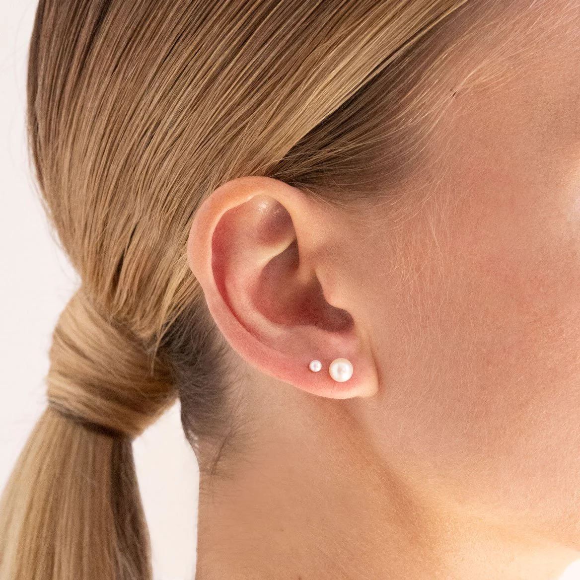 LINDA TAHIJA 3mm Freshwater Pearl Stud Earrings - Sterling Silver Earrings - Zabecca Living